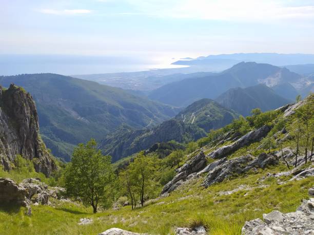Panorama sulle Alpi Apuane, alle spalle di Seravezza